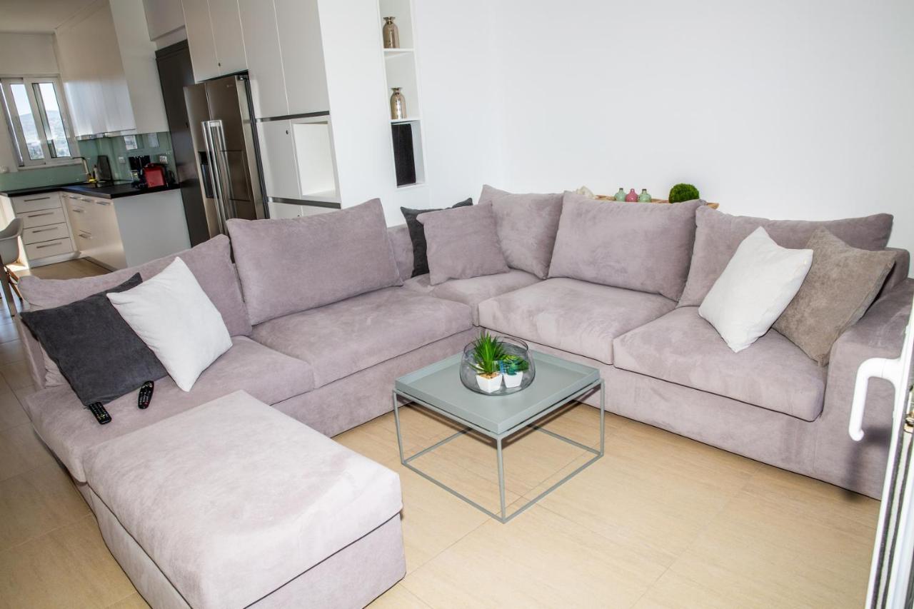 Komfort City Apartment "Elias" Mit Meerblick In Lavrio Exterior foto